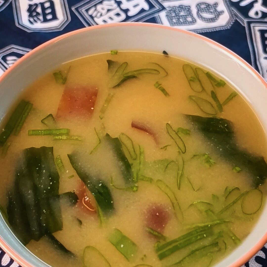 Zuppa di miso vegana